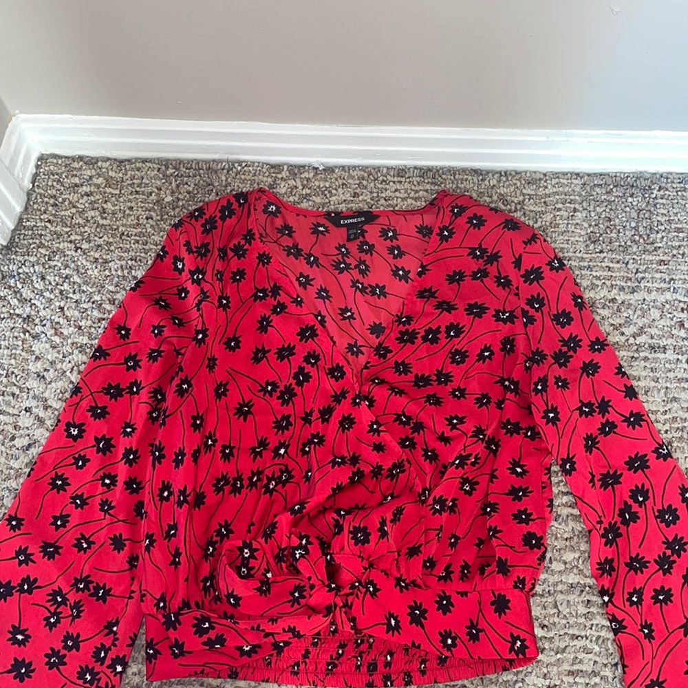 Long sleeve floral blouse